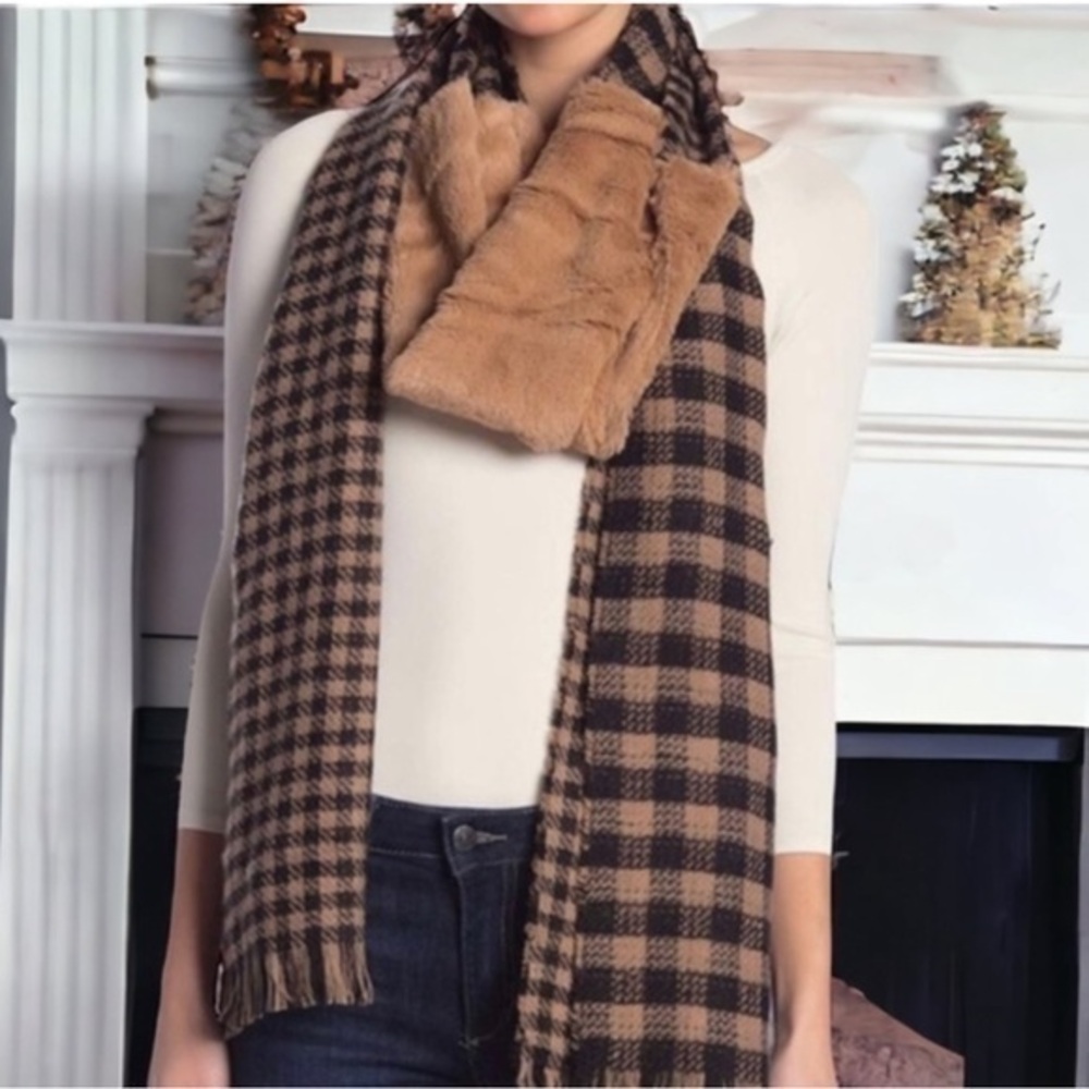 D&Y Faux Fur Houndstooth Scarf NWT Gingham Buffalo Plaid Print